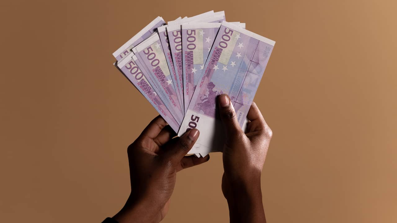schuur Portiek Menstruatie Ze worden niet meer gedrukt, maar zijn er nog volop: briefjes van 500 euro  | Economie | NU.nl