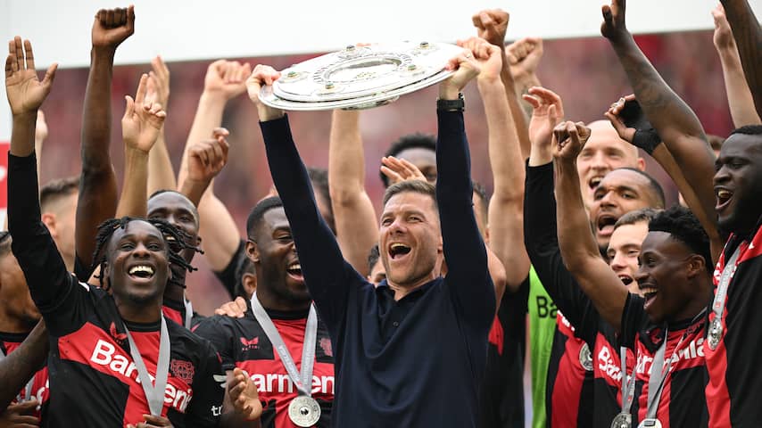 Leverkusen schrijft historie en is eerste ongeslagen Bundesliga-kampioen ooit