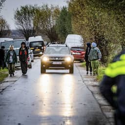 Illegaal feest in Gelderse Ammerzoden beëindigd na ingrijpen politie