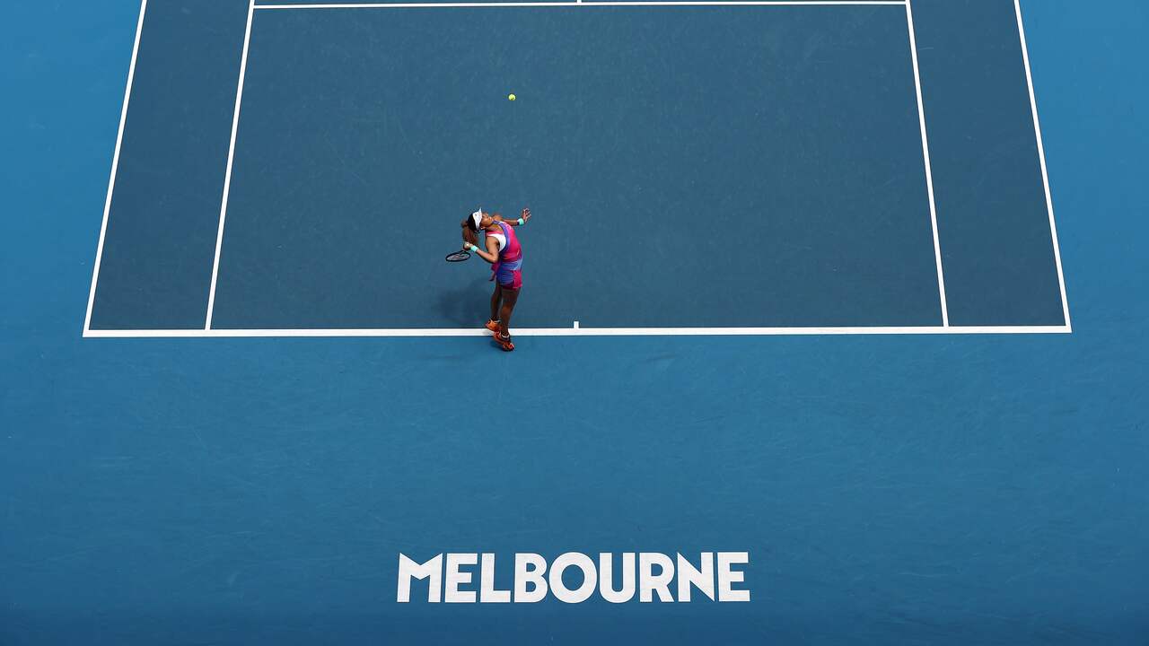 Naomi Osaka verloor zes games op haar weg naar de tweede ronde van de Australian Open.