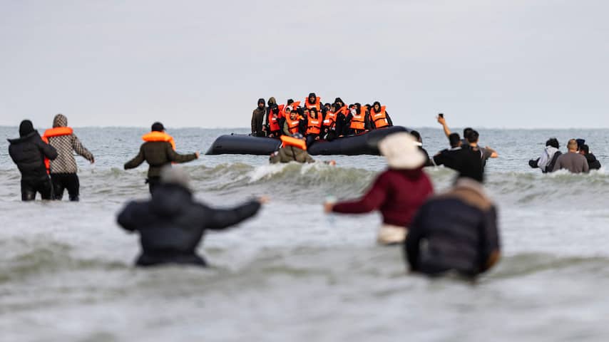 Recordaantal migranten kwam woensdag per boot aan wal in het VK