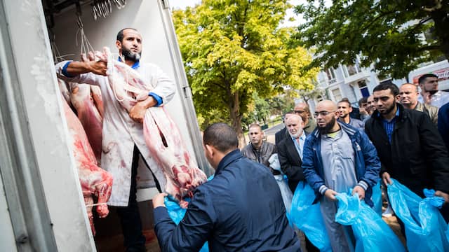 Waar draait het islamitische Offerfeest om?  NU - Het 