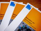 In de schoolbanken voor een vernietigend rapport