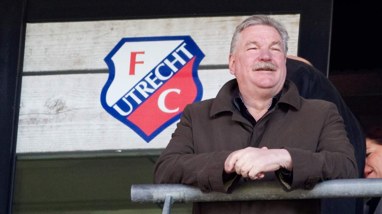 FC Utrecht-eigenaar Frans van Seumeren vindt het teleurstellend dat Mohamed Ihattaren niet voor zijn club lijkt te kiezen.