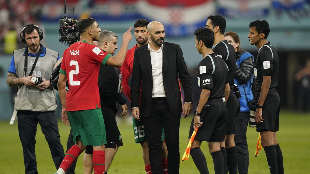 Hakimi ruziet met FIFA-baas over arbitrage na nederlaag Marokko in troostfinale | WK voetbal | NU.nl