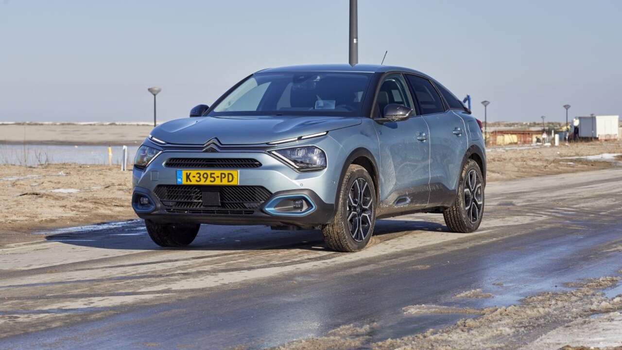 Het privateleasetarief van een elektrische Citroën C4 is lager dan dat van een benzineversie.