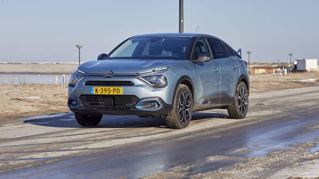Het privateleasetarief van een elektrische Citroën C4 is lager dan dat van een benzineversie.