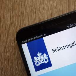 Belastingdienst belt met zeker 12.000 mensen voor hulp bij aangifte