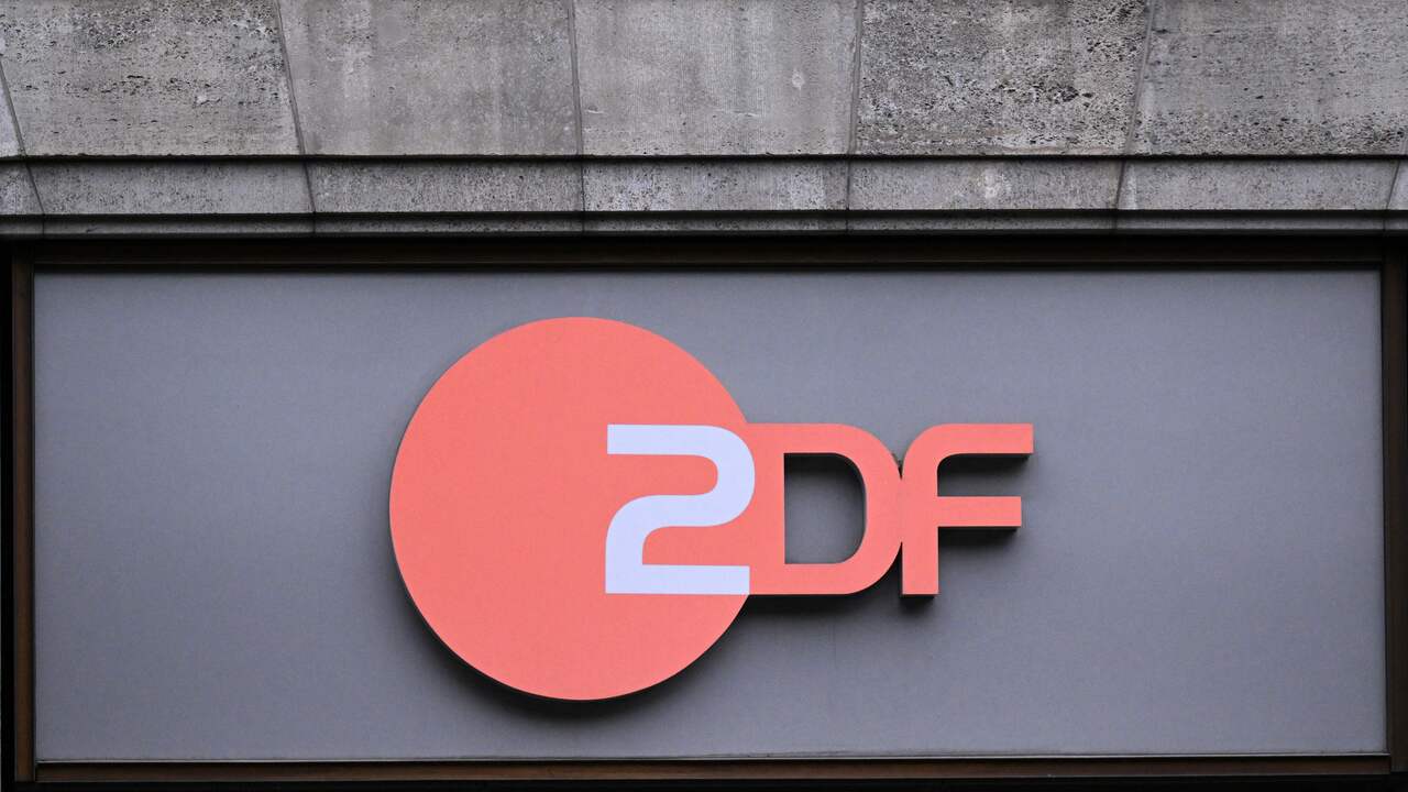 ZDF Buildings Evacuated In Mainz-Lerchenberg Following Bomb Threat ...