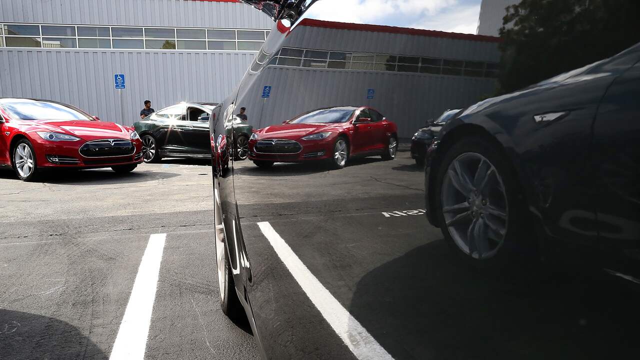 Musk: Europese Tesla-fabriek zal auto's 'een stuk goedkoper maken'