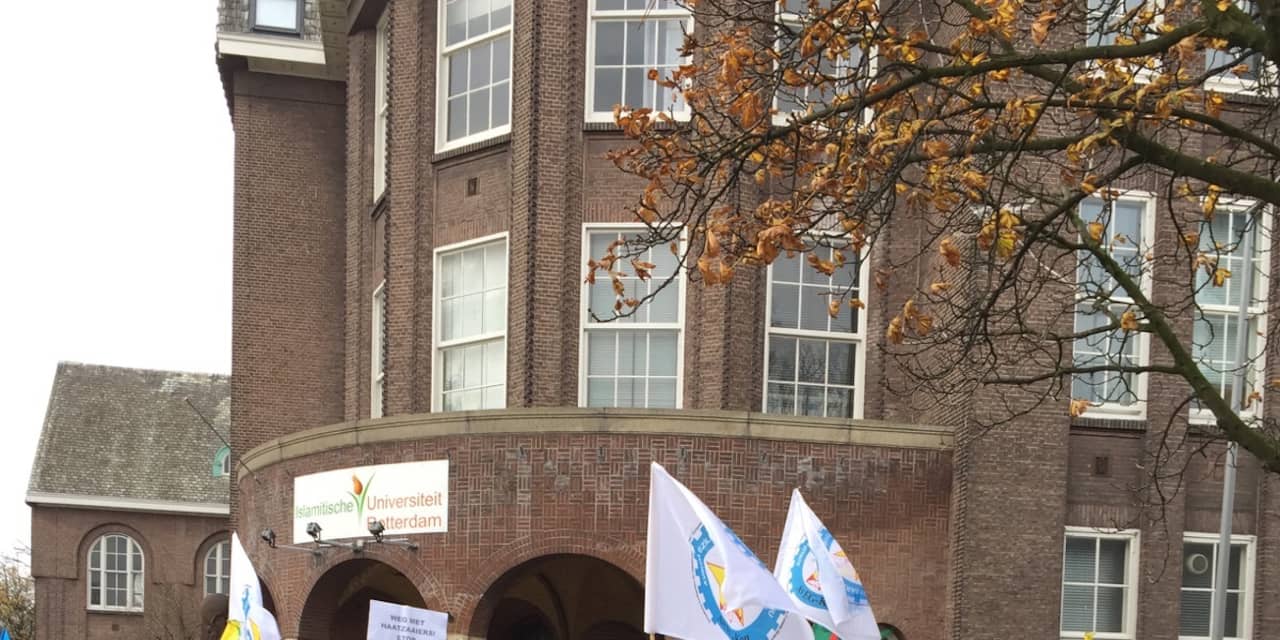 Demonstratie bij Islamitische Universiteit Rotterdam