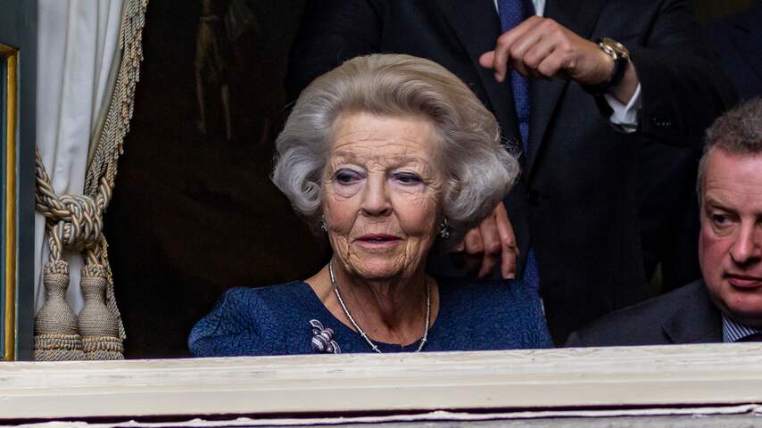 Prinses Beatrix ontslagen uit het ziekenhuis