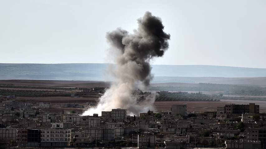 'Tientallen burgers gedood door Russische luchtaanvallen Syrië'