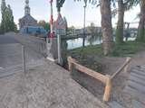 Loviumbrug bij de Zijlpoort in Leiden in storing