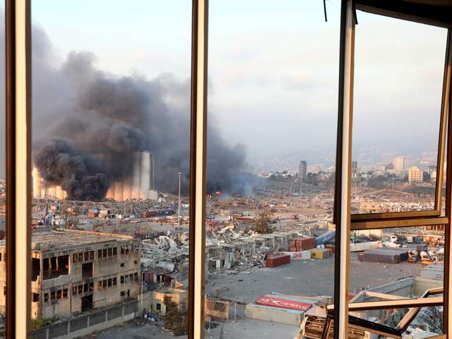 In de geëxplodeerde loods lag ruim 2.700 ton ammoniumnitraat opgeslagen, bevestigde de Libanese regering