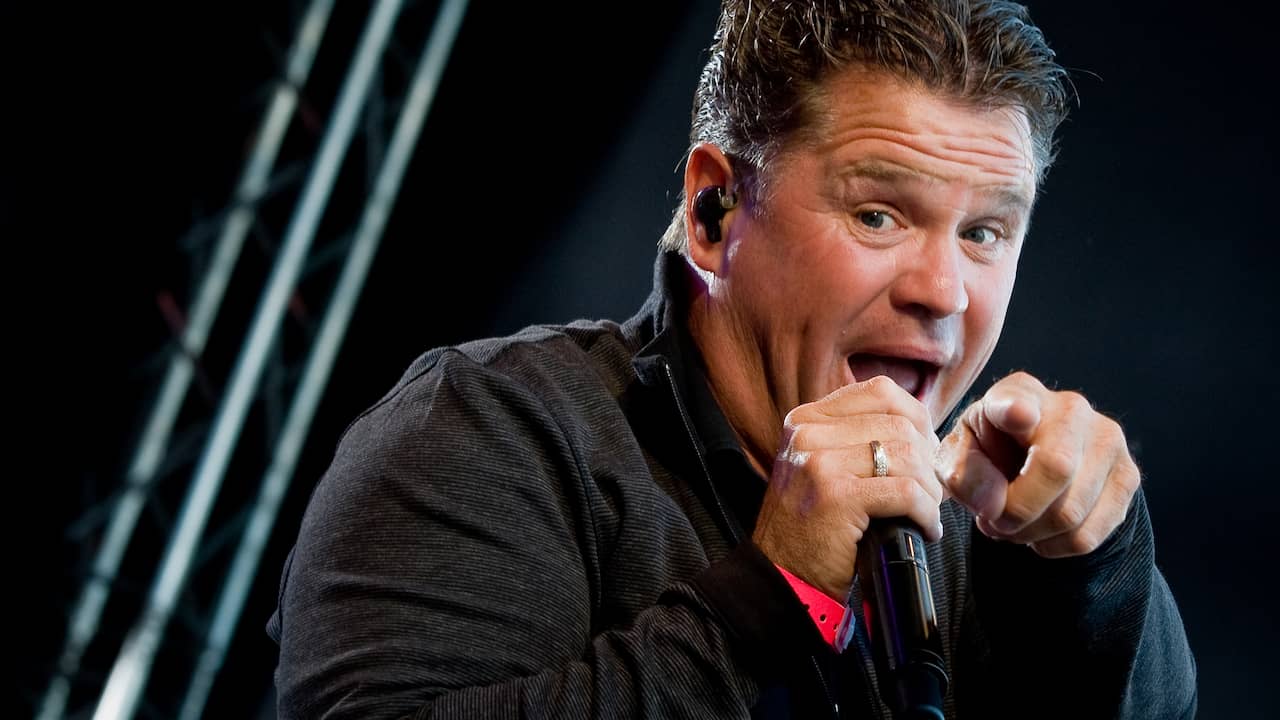 De nummer 1 hit zanger Wolter Kroes, heeft vandaag weer een geweldig concert gegeven als afsluiter van het meerdaagse muziek festijn Meerlive in Hoofddorp