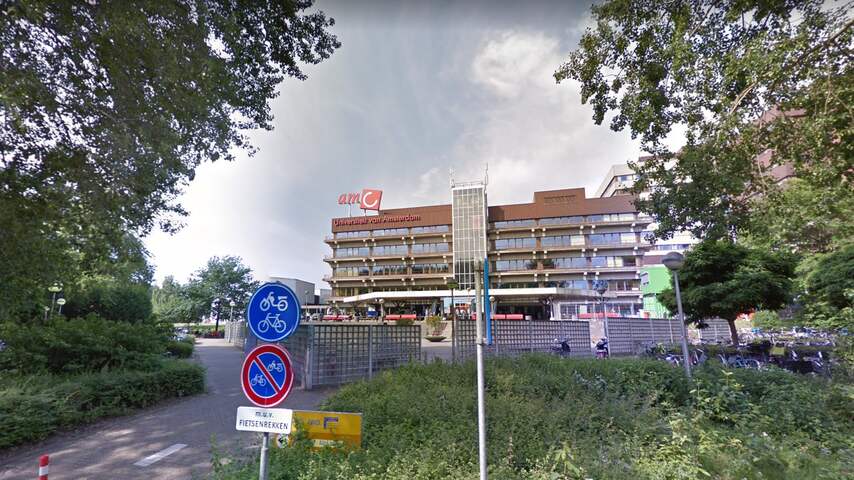 Besmette vrouw werkt bij Amsterdam UMC, maar niet met patiënten