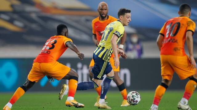 Ryan Babel deed uitstekende zaken met Galatasaray.