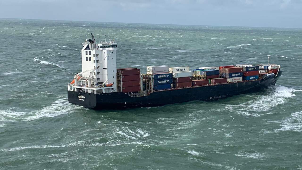 Three of the five containers lost at Ameland have now been recovered |  NOW