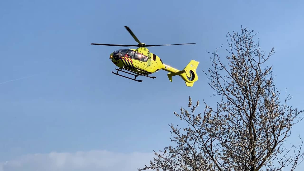 Beeld uit video: Traumahelikopter stijgt op na steekincident Hoofddorp
