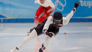 Bekijk hier hoe de Amerikaanse Jackson de olympische 500 meter wint