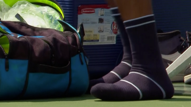Kyrgios vergeet tennisschoenen voor partij in Cincinnati