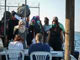 Griekse premier belooft nieuwe permanente migrantenopvang op Lesbos