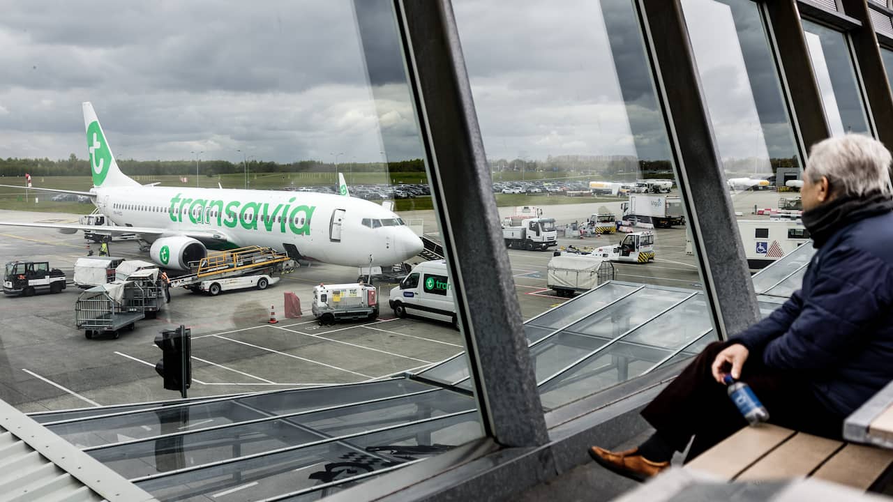 Tweeduizend Gedupeerde Transavia-reizigers Dienen Claim In Voor ...