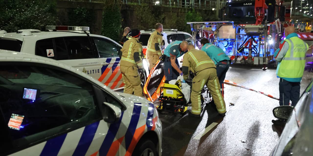 Dode en zwaargewonde door steekpartij in woning in Den Haag