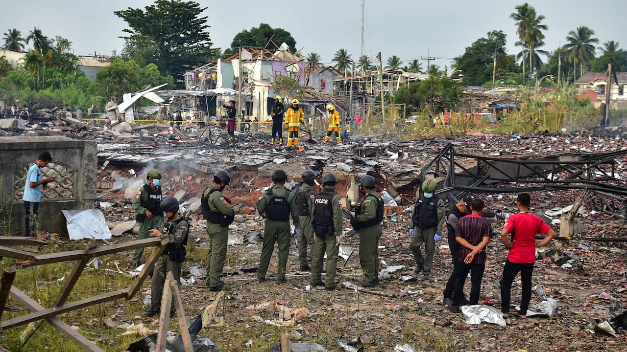 Massive Fireworks Explosion in Sungai Kolok, Thailand: 9 Dead, 100+ Injured