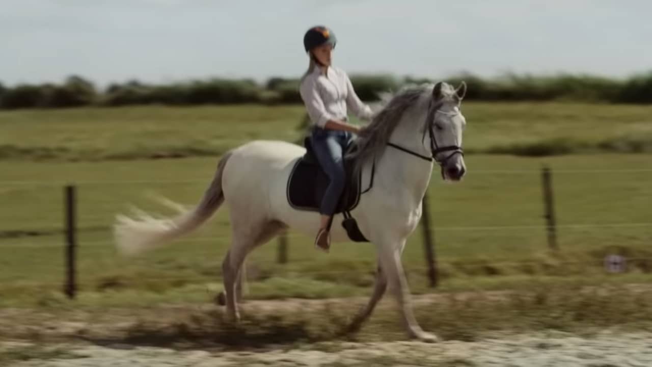 Bekijk hier de trailer van Whitestar