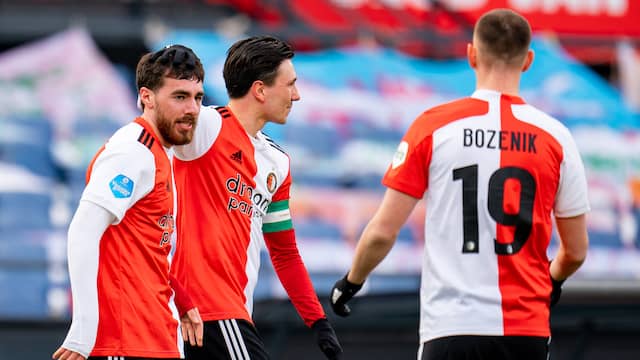 Vreugde bij Feyenoord na de 5-0 van Orkun Kökçü.