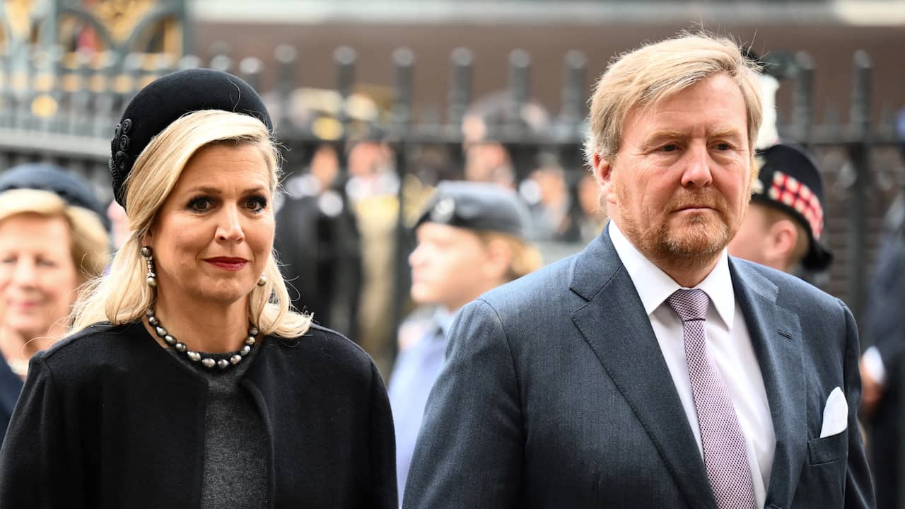 Willem-Alexander and Máxima with Princess Beatrice at Elizabeth’s funeral |  Royal family