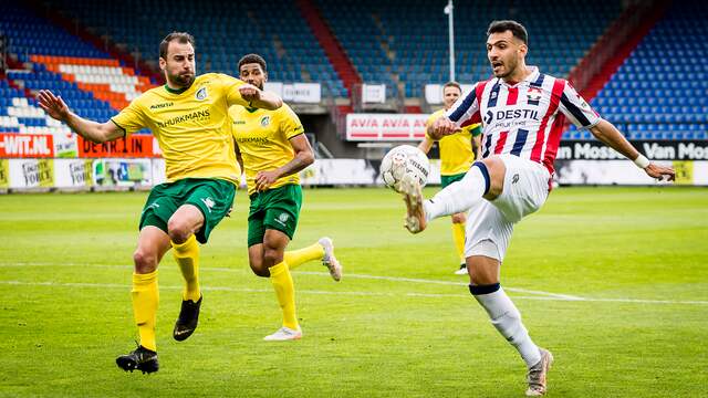 Het moment dat Vangelis Pavlidis voor de 1-0 zorgt.