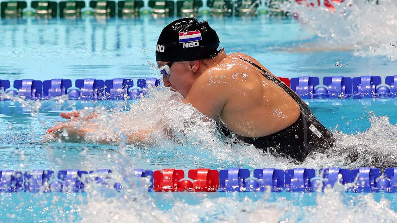 Kim Busch strandde in de halve finales op de 50 meter vrije slag.