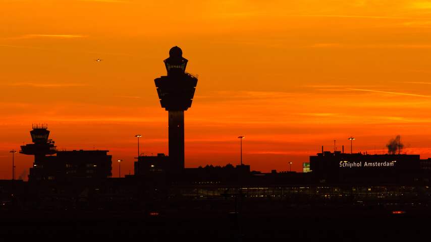 Schiphol gooit het roer om: geen nachtvluchten en privéjets meer