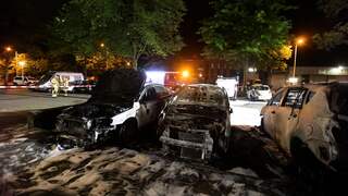 Acht auto's uitgebrand op parkeerplaats in Eindhoven