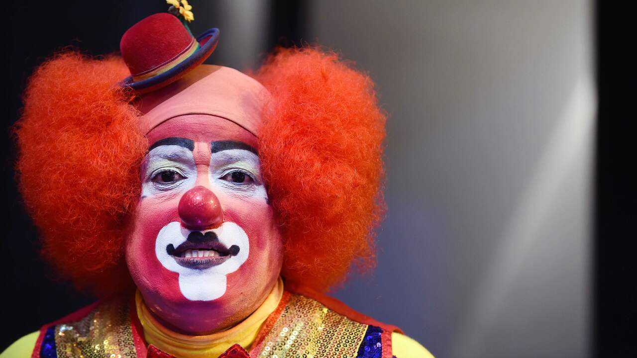 Grappig morfine Ham Amerikaanse gemeente verbiedt dragen van clownspak met Halloween |  Buitenland | NU.nl