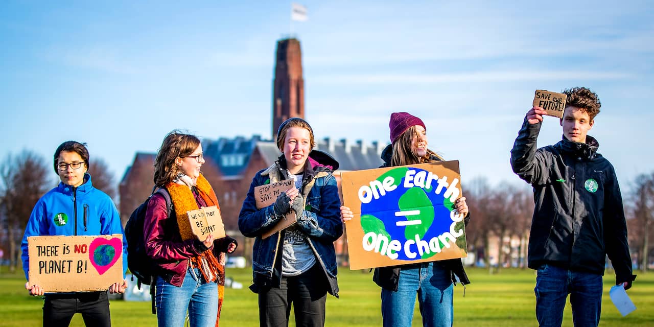 Klimaatspijbelaars: 'We verwachten dat Rutte wil dat we stoppen met acties'