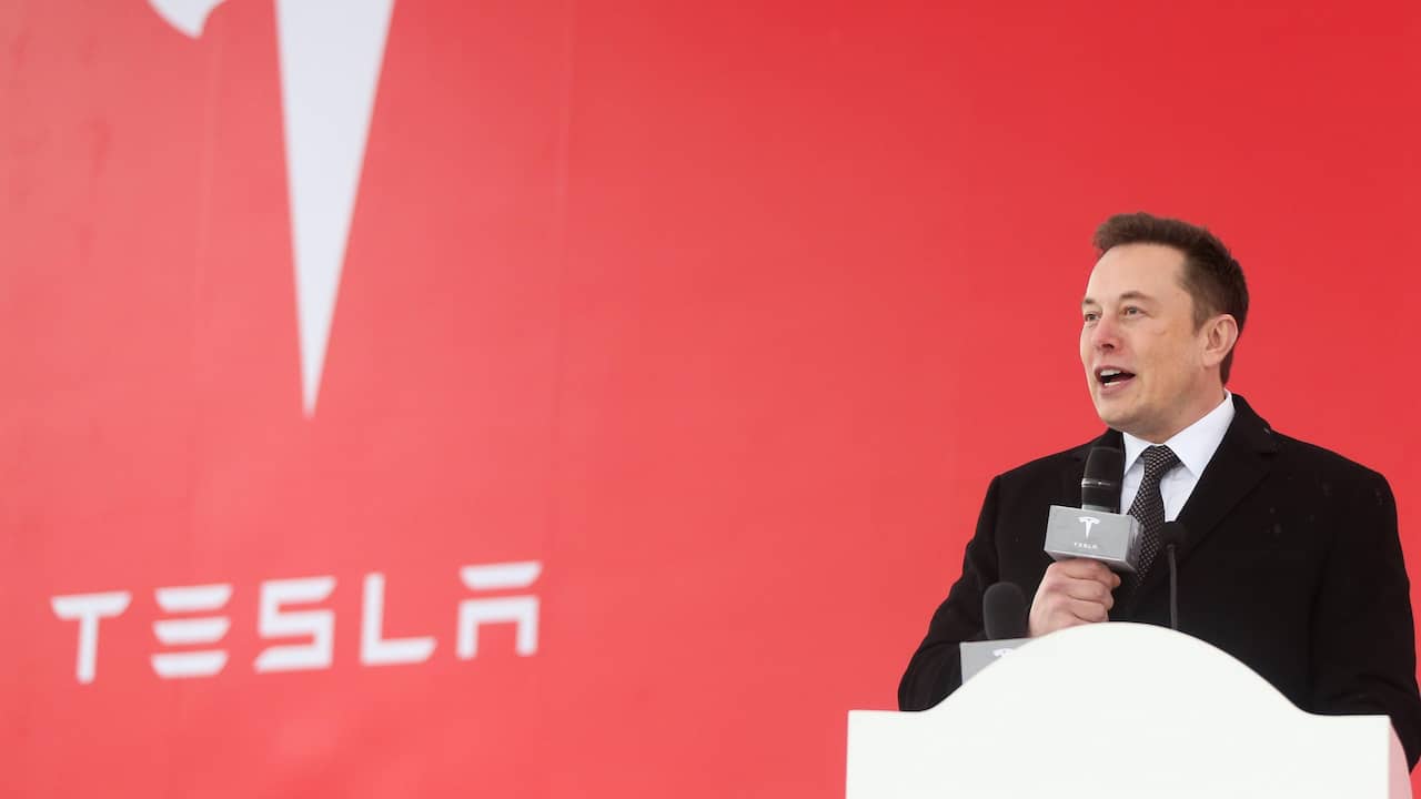 Tesla may go for a wider rollout of ‘fully self-driving’ software |  NOW