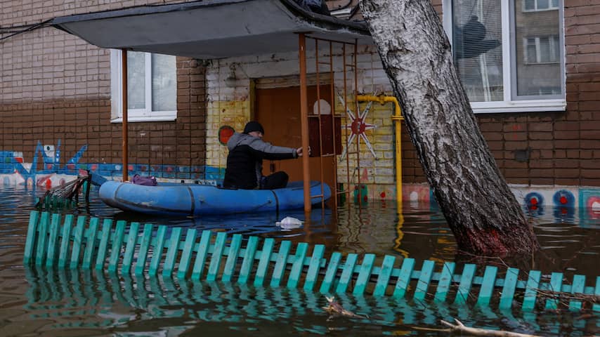 Rusland en Kazachstan na weken nog altijd geteisterd door overstromingen