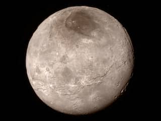 Nasa toont nieuwe beelden Pluto