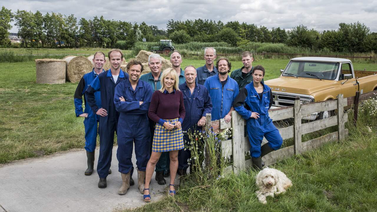 Yvon Jaspers met de boeren van het elfde seizoen.