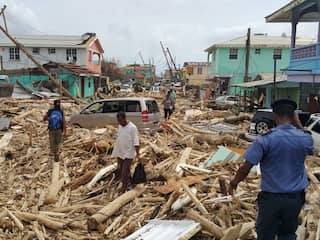 Schade door orkaan in Roseau, Dominica
