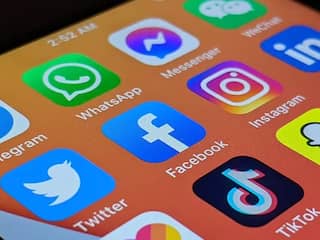 Groeiende zorgen om gebruik sociale media tieners