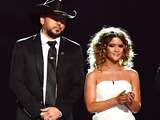 Country-gala staat stil bij massamoord Las Vegas