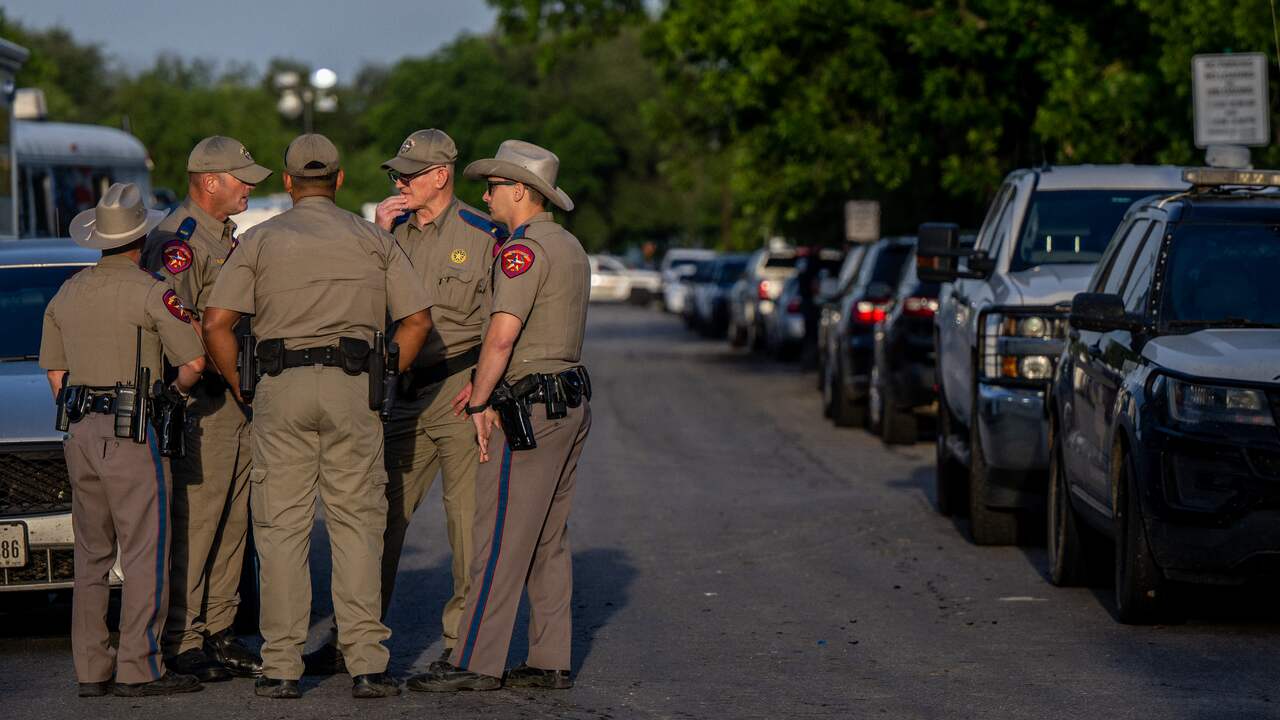 Police chief resigns month after massacre at Uvalde elementary school in Texas |  NOW