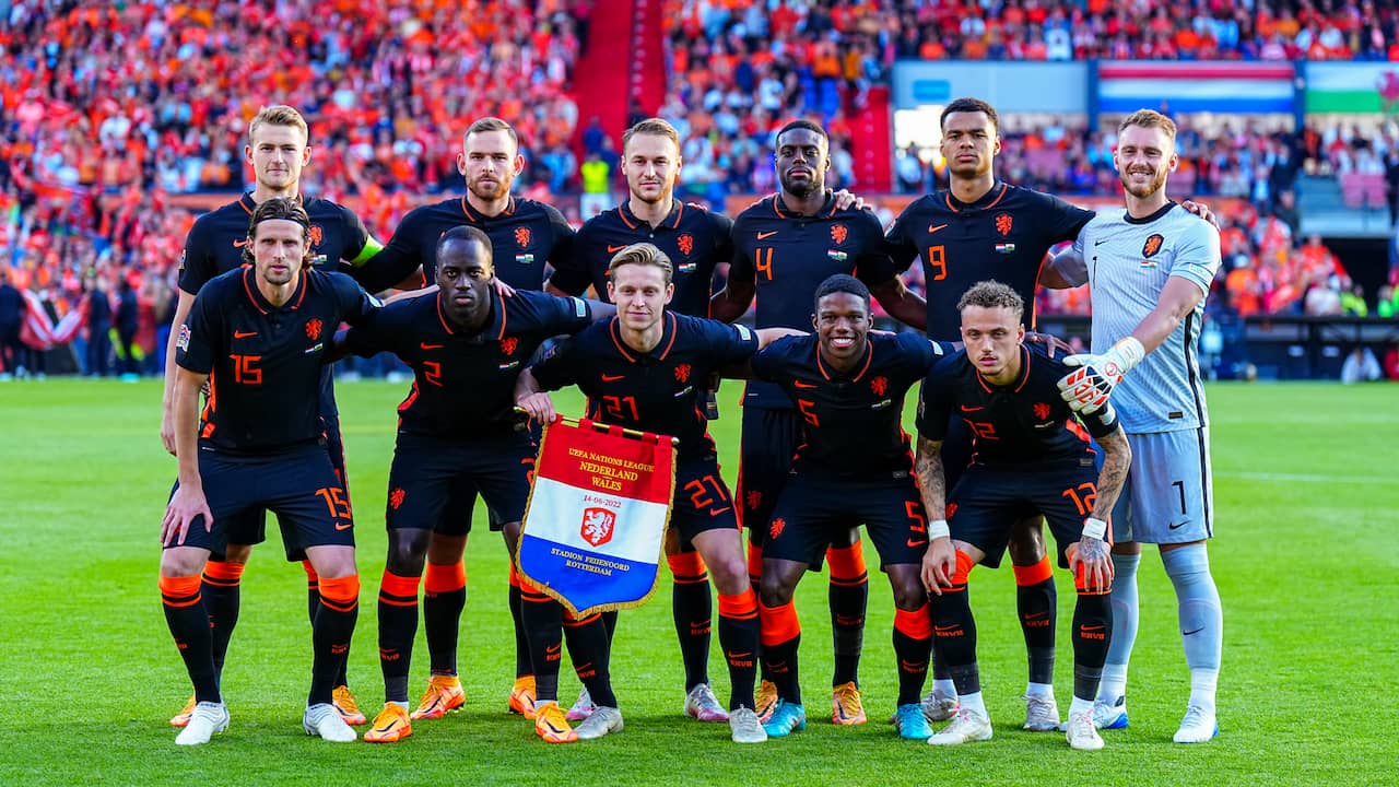 The basic team of Orange against Wales on Tuesday.
