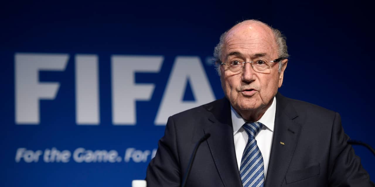 'Opvolger Blatter waarschijnlijk op 16 december gekozen'