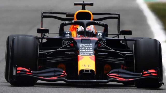 De Red Bull met DRS open.
